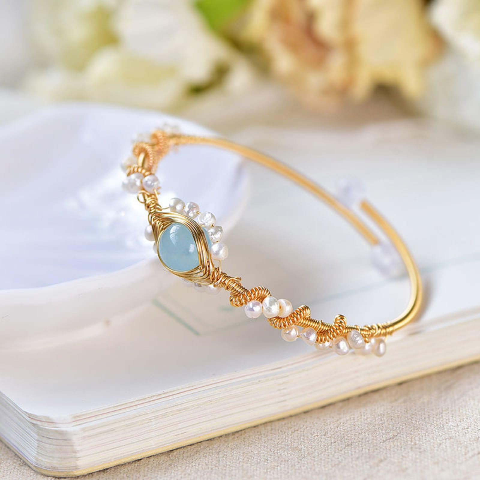 Ocean Blue Pearl Bracelet