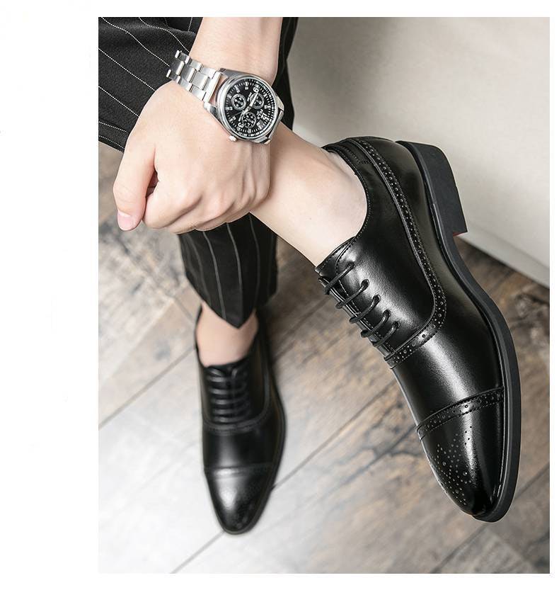 OXFORD SHOES WITH RED SOLE AND LACE-UP