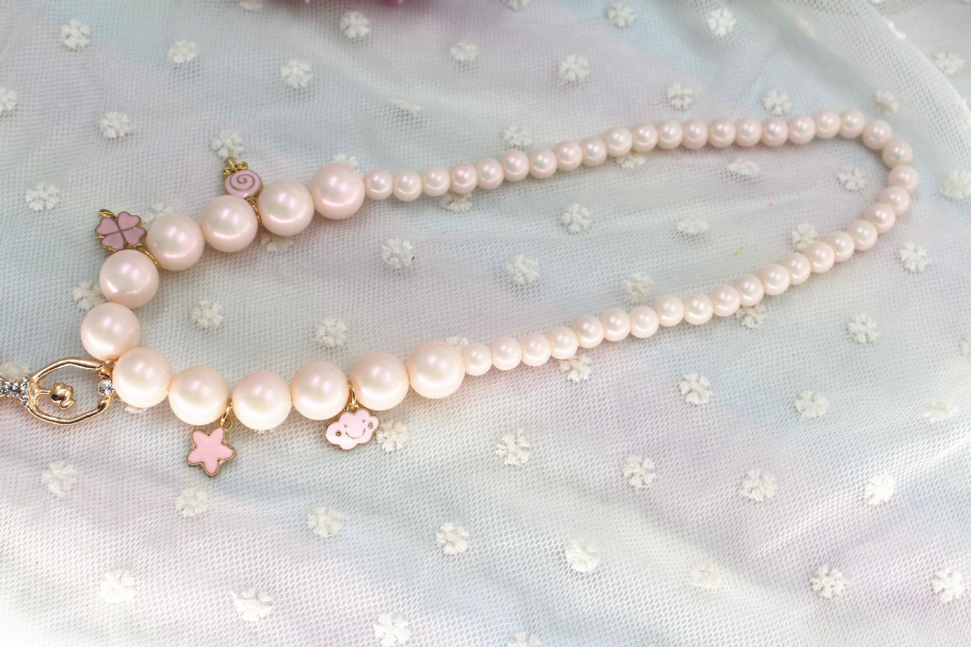 Korean Pearl Necklace