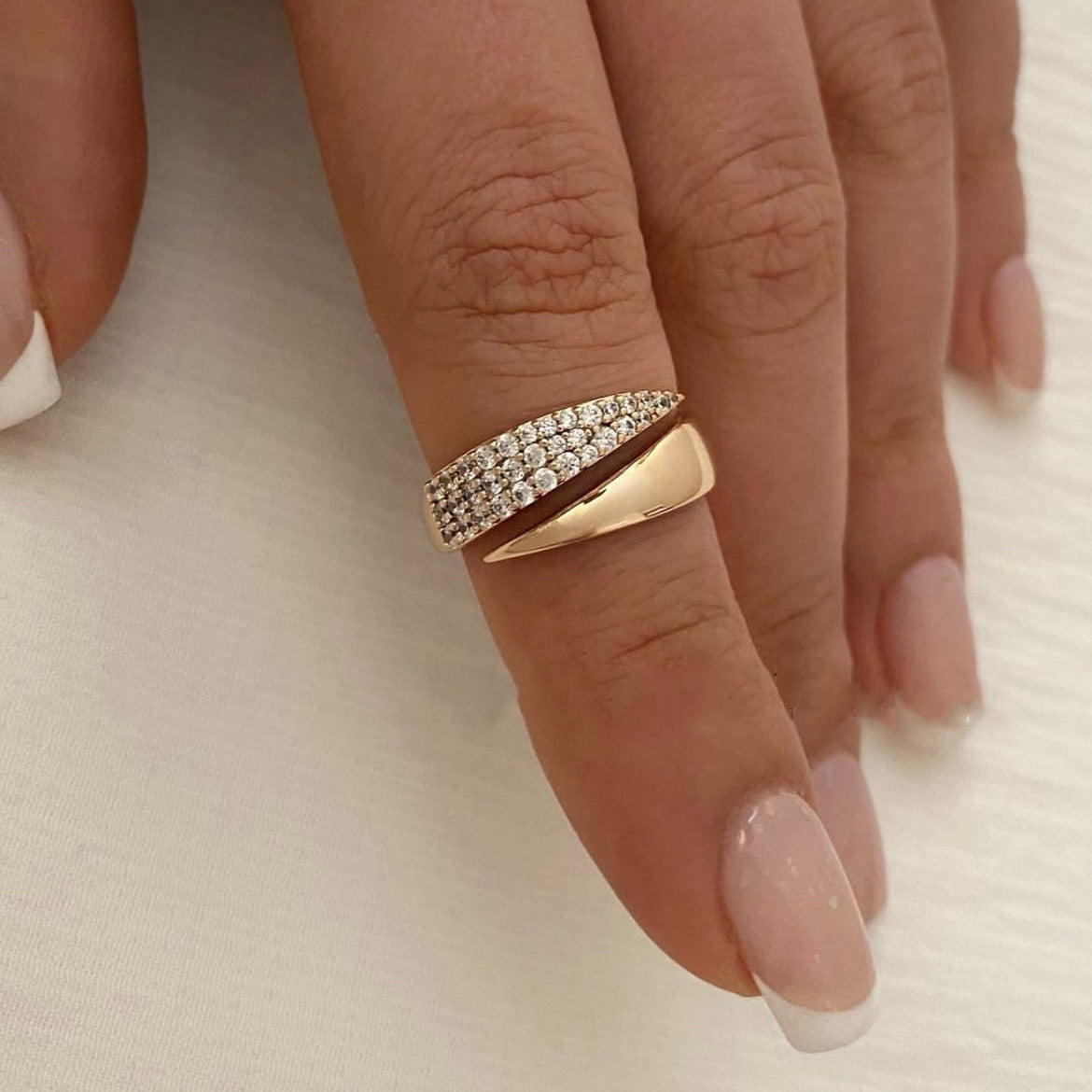 Auricci Heaven Ring