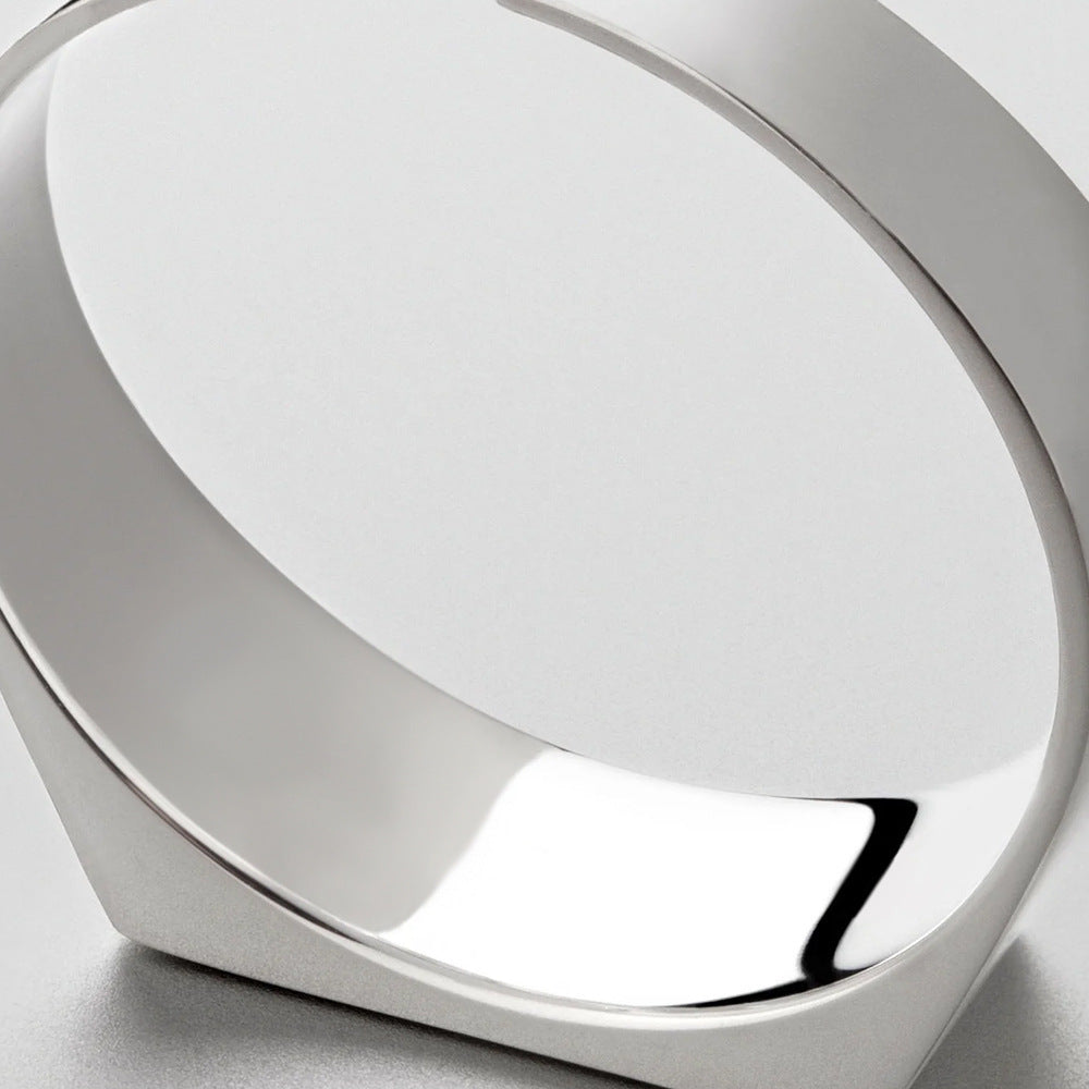 Geometric Ring