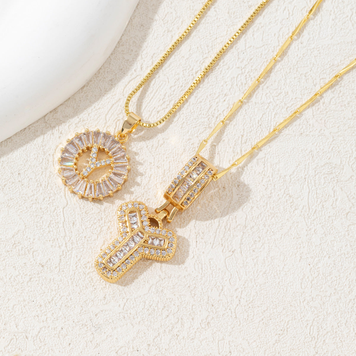14K Two Piece Diamond Letter Inicials Necklace